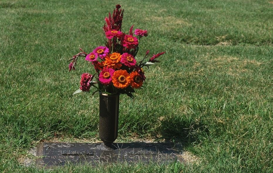 What to Include in Obituaries